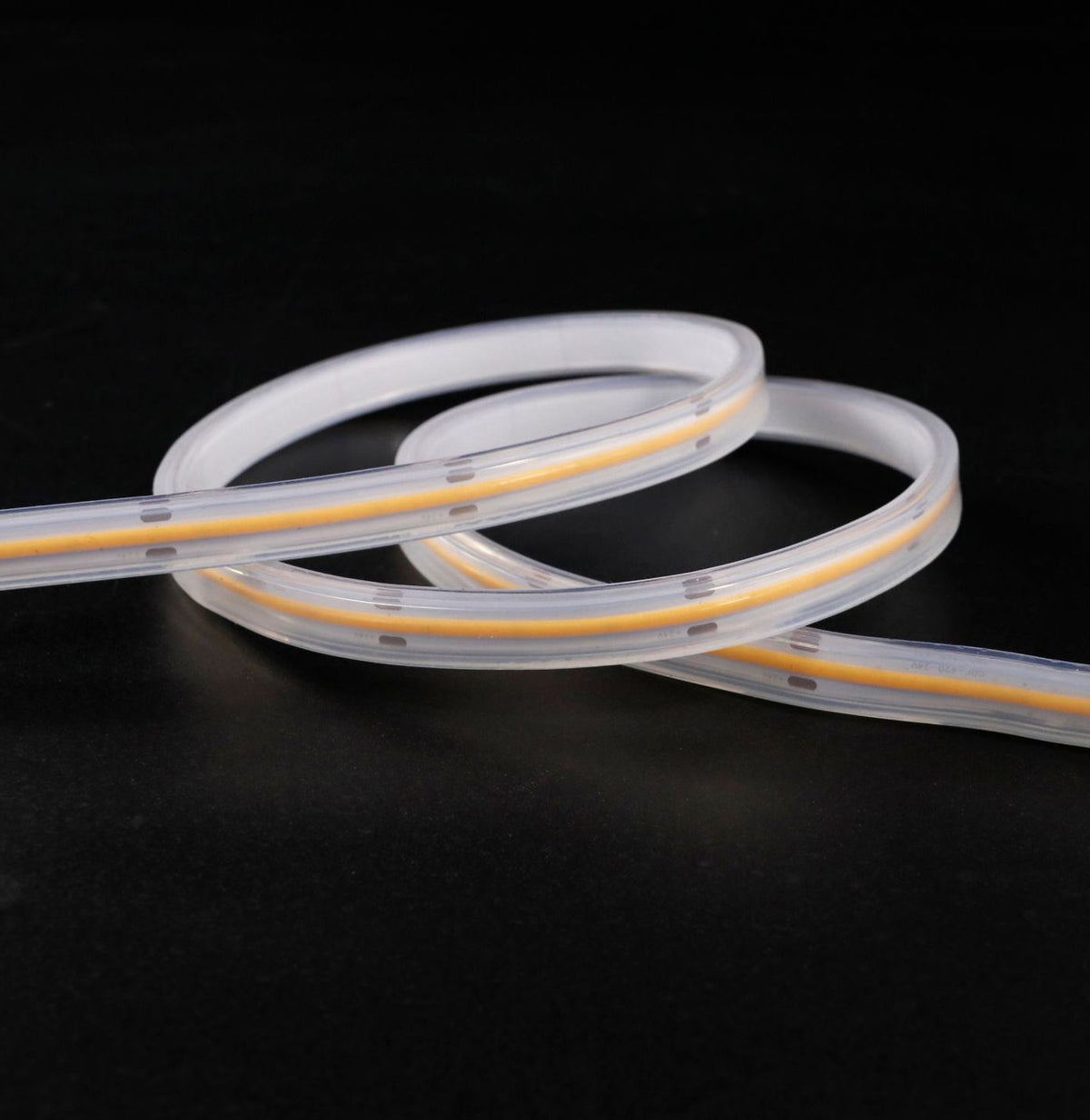 10x4mm IP67 COB Silicone LED Strip – 480 LEDs/m, 11W/m, 12V/24V