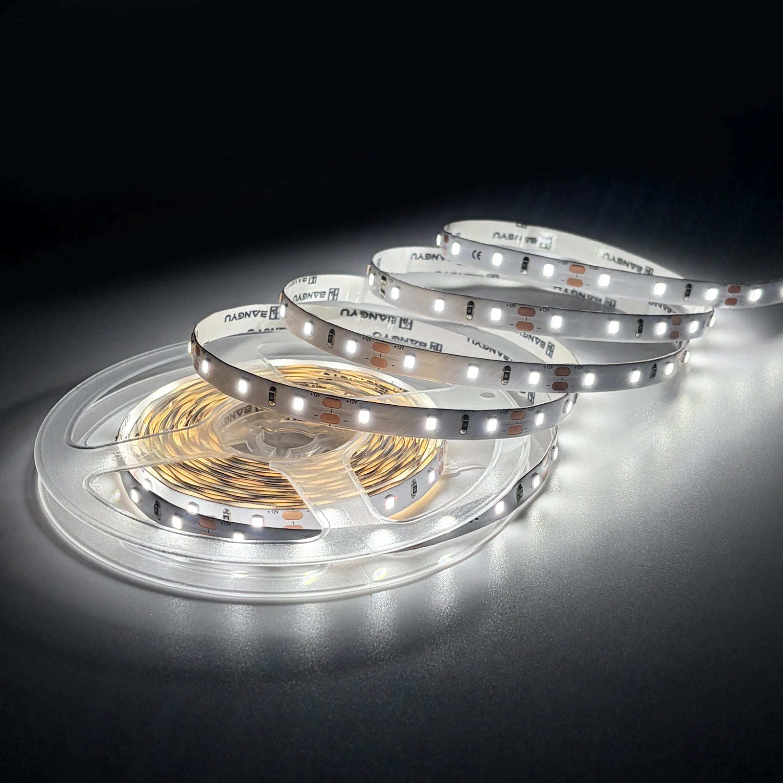 12V White LED Strip Lights – 8mm, 60 LEDs/m, 12V, SMD 2835